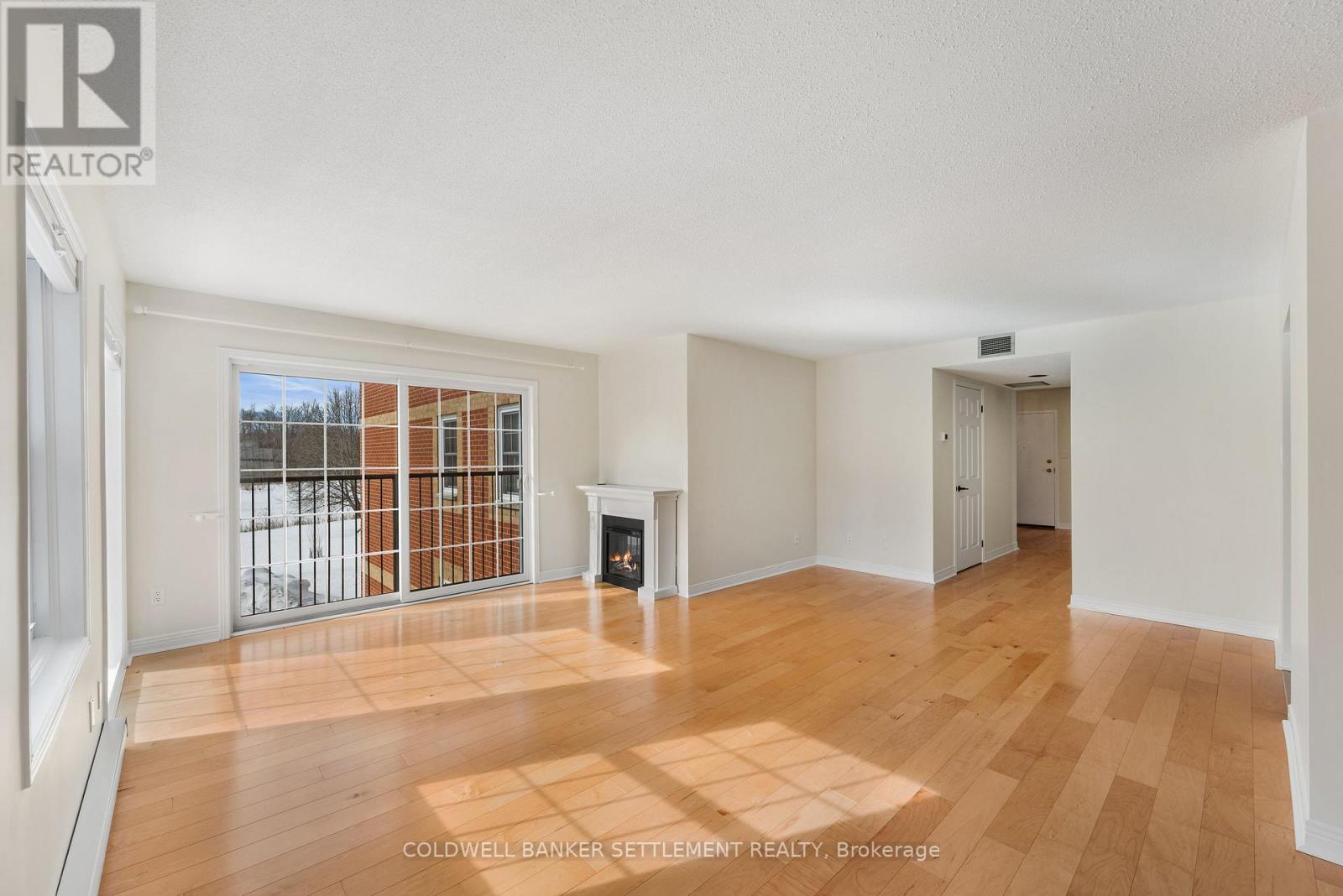 201 - 19 John Street, Perth, Ontario K7H 1T8 - Photo 35 - X12823704