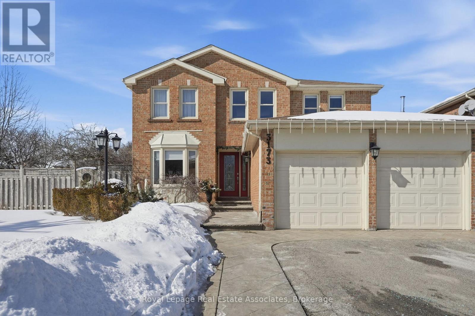 3173 Spring Creek Crescent, Mississauga, Ontario  L5N 4S2 - Photo 2 - W12822170