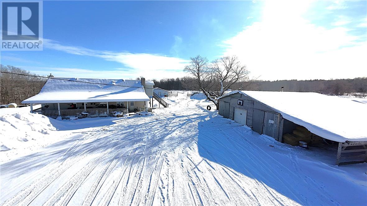 15339 Hwy 6, Manitowaning, Ontario  P0P 1N0 - Photo 6 - 2126114