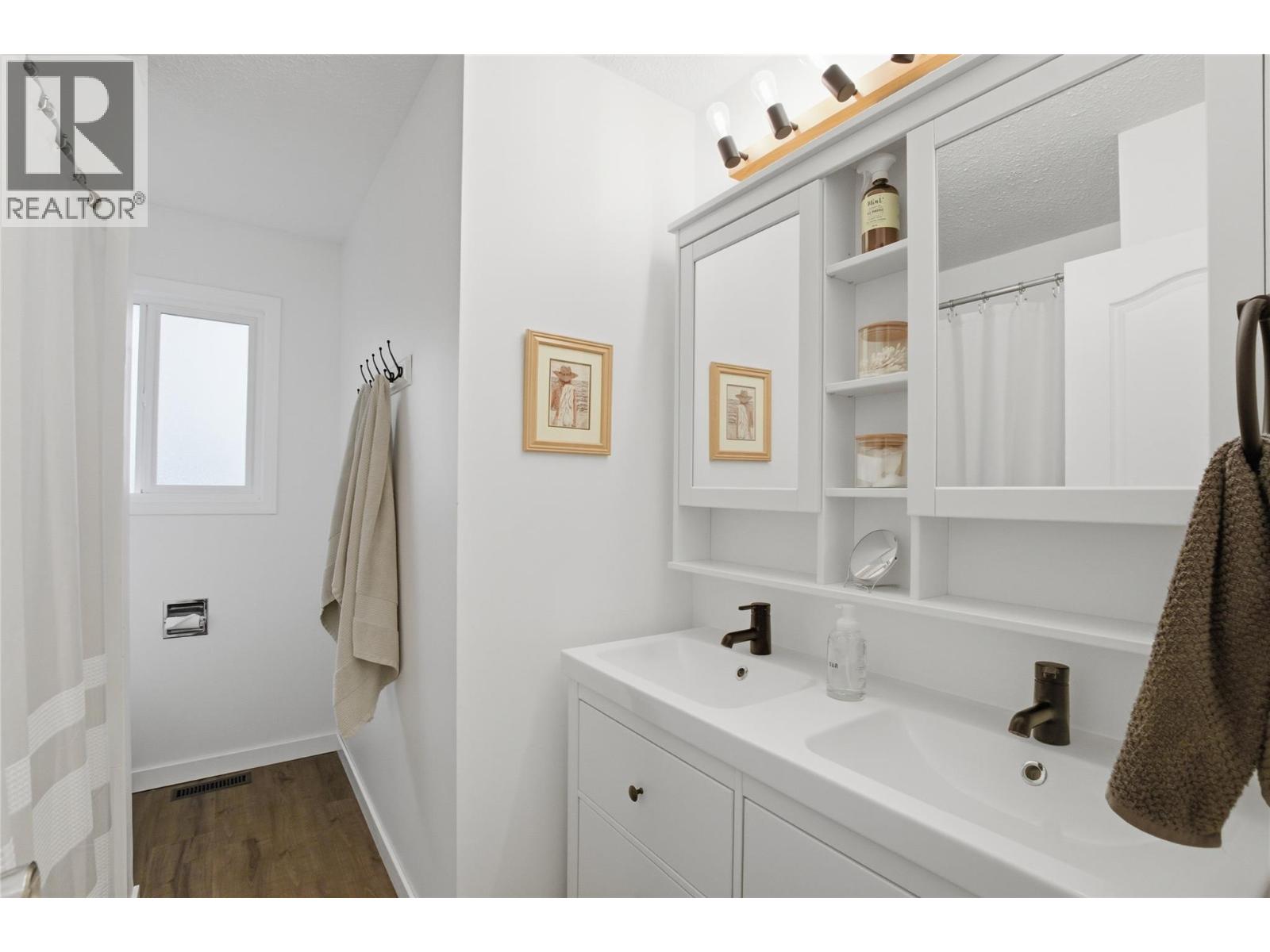 1562 Southview Terrace, Kamloops, British Columbia  V2B 7R5 - Photo 14 - 10374541