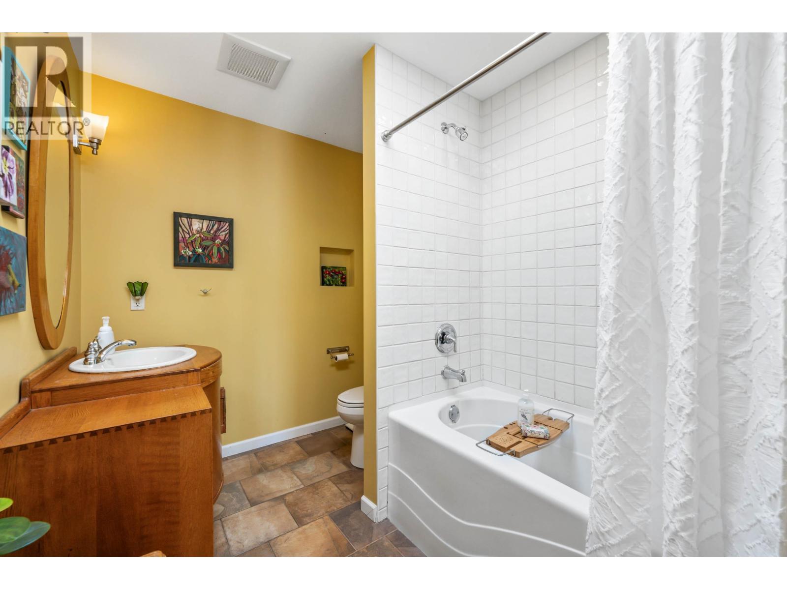 935 Stardale Avenue, Coquitlam, British Columbia  V3J 4W1 - Photo 32 - R3093884