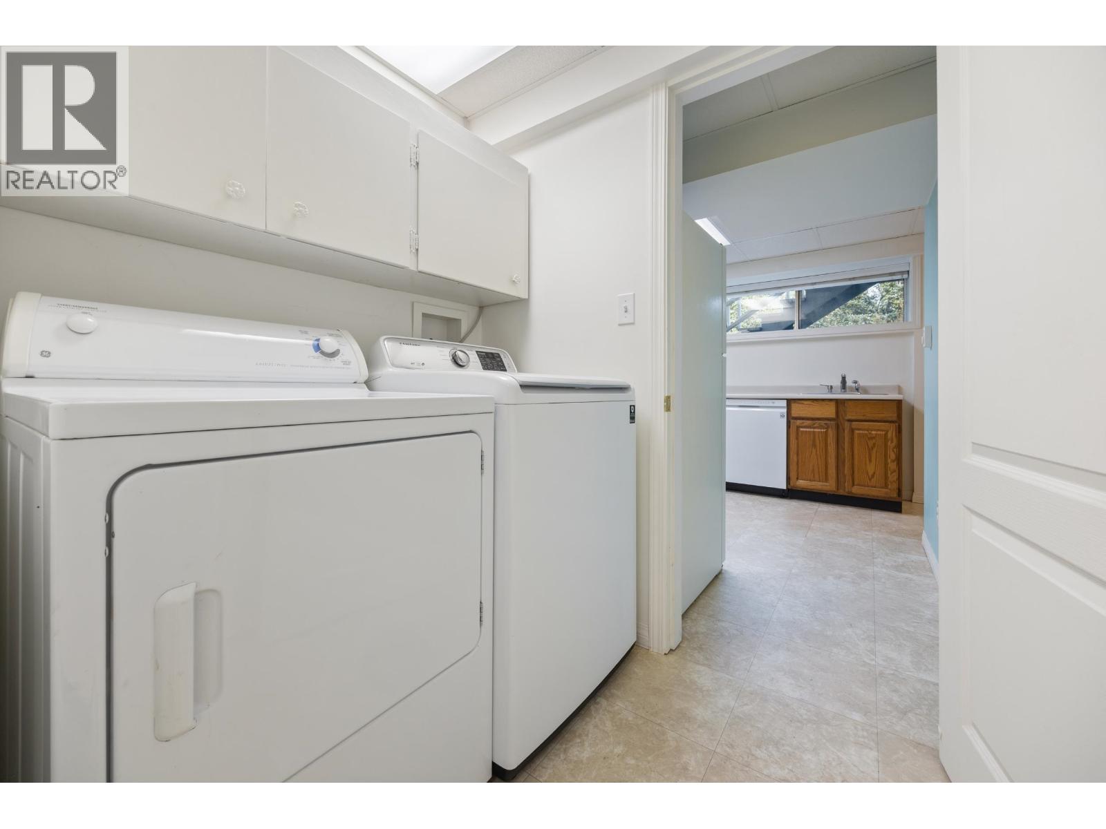 8608 Buller Avenue, Burnaby, British Columbia  V5J 4V3 - Photo 27 - R3093885