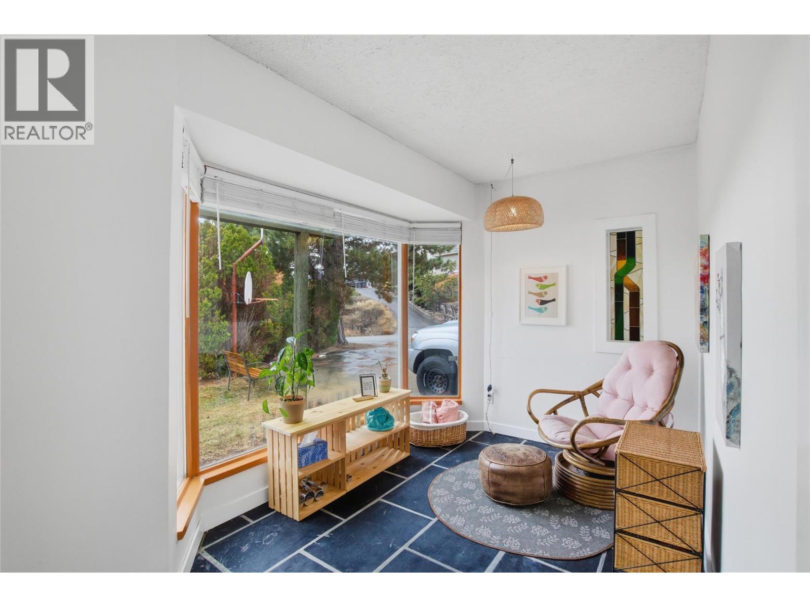 1562 Southview Terrace, Kamloops, British Columbia  V2B 7R5 - Photo 11 - 10374541