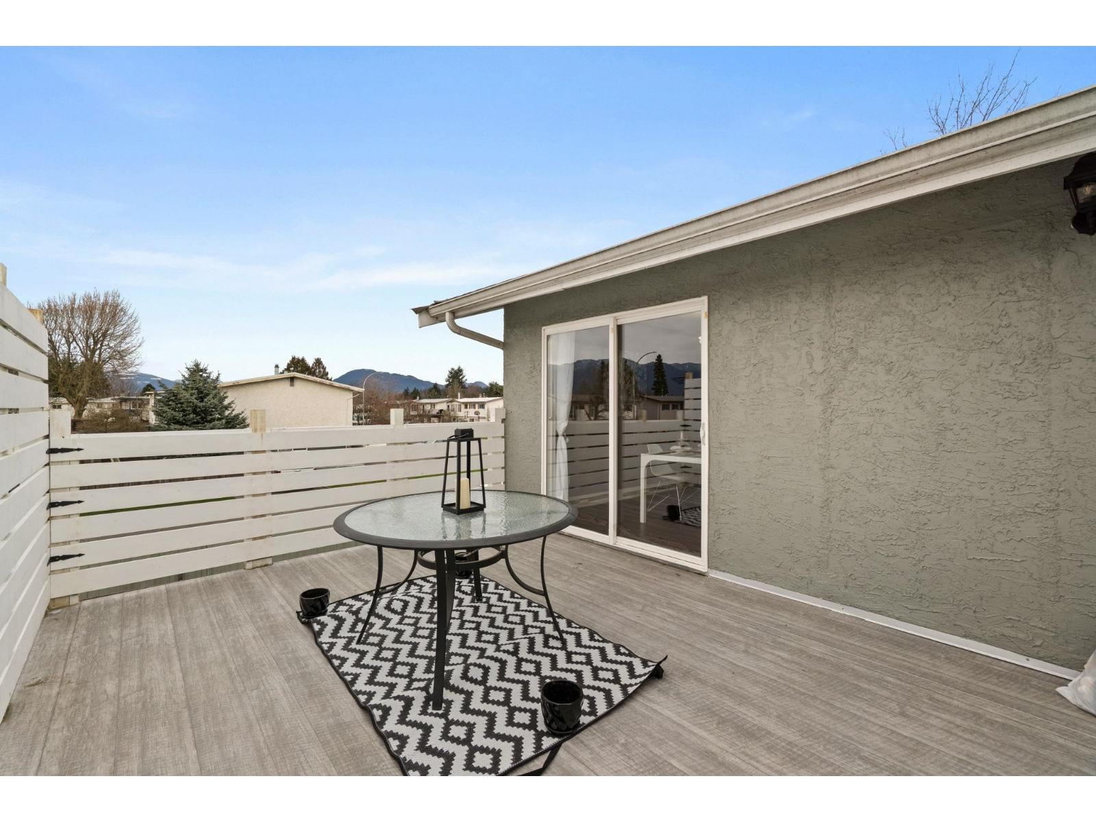 8867 Hazel Street, Chilliwack Proper South, Chilliwack, British Columbia  V2P 7C1 - Photo 25 - R3092620