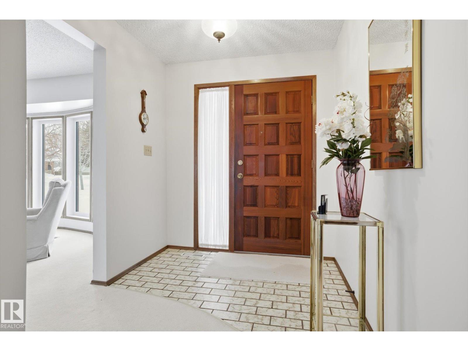 65 Lorne Cr, St. Albert, Alberta  T8N 3R5 - Photo 4 - E4474957