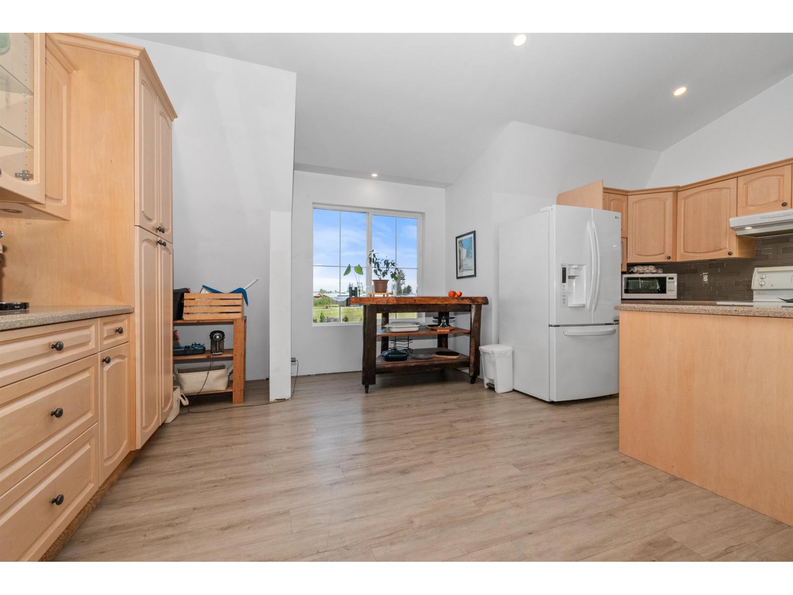 6050 Chadsey Road, Greendale, Chilliwack, British Columbia  V2R 4P2 - Photo 21 - R3051113