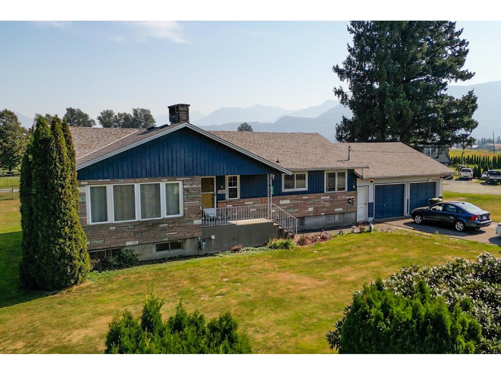 6050 Chadsey Road, Greendale, Chilliwack, British Columbia  V2R 4P2 - Photo 3 - R3051113