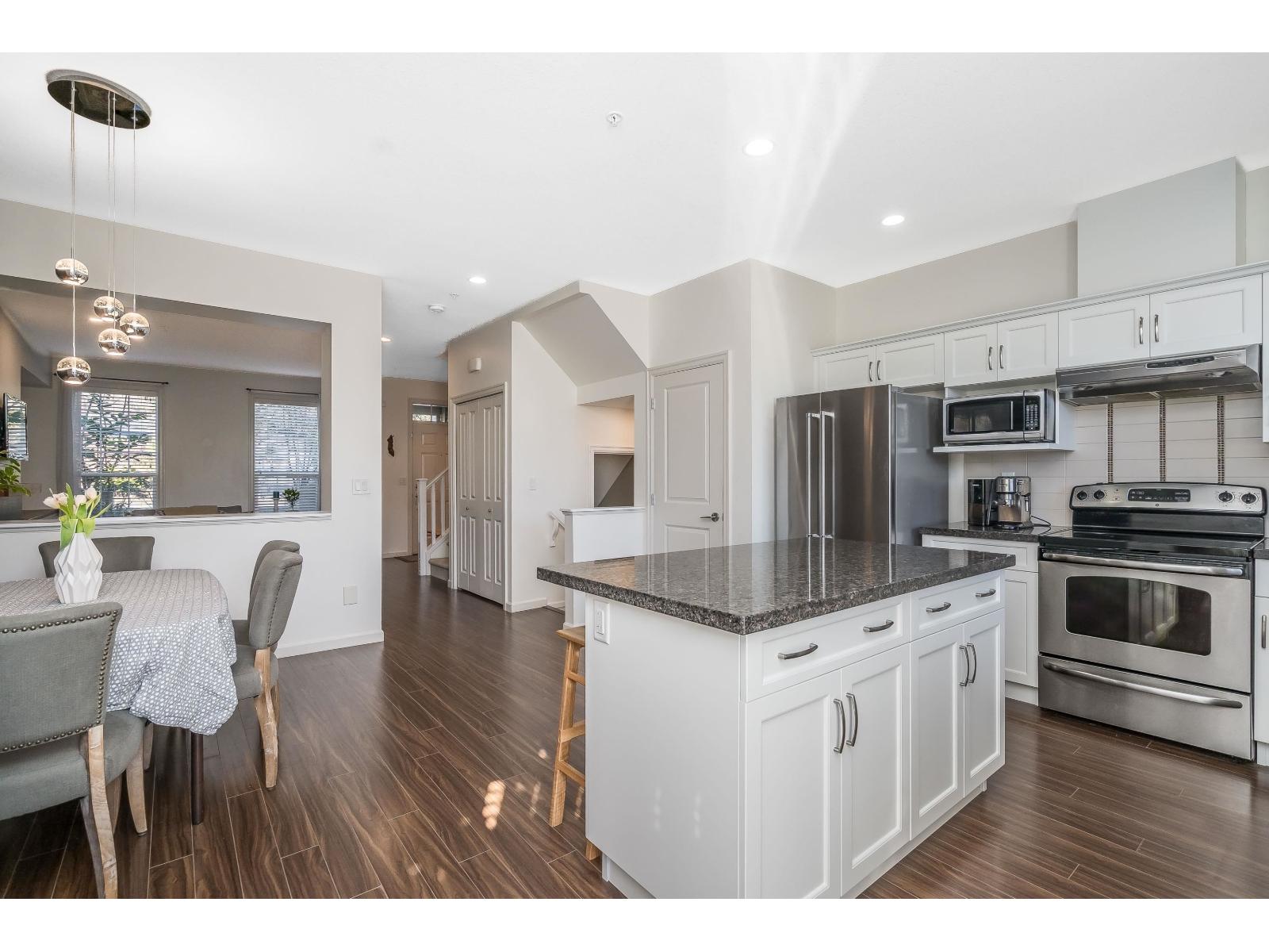 20854 72 Avenue, Langley, British Columbia  V2Y 0J1 - Photo 13 - R3093437