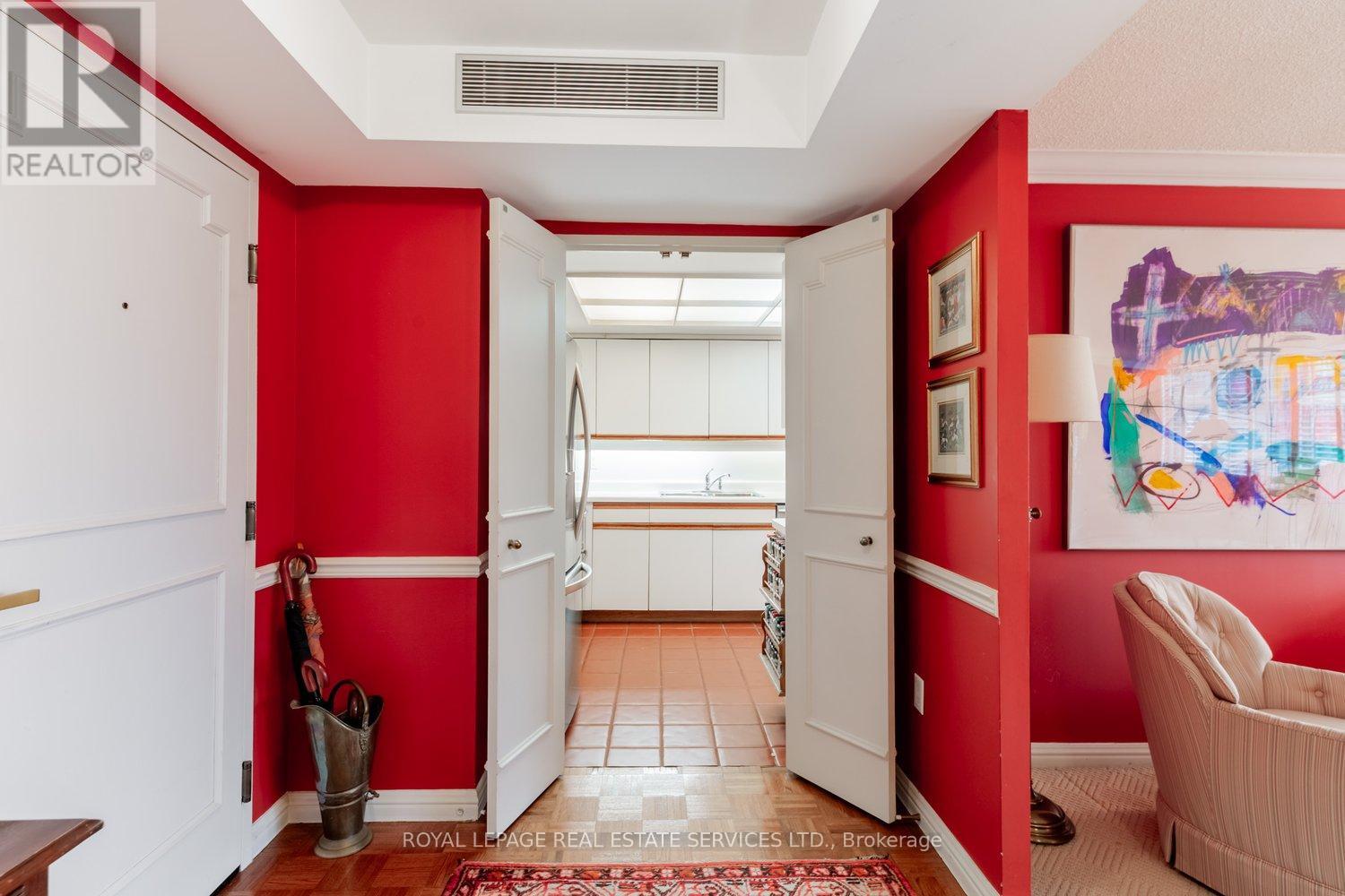 403 - 900 Yonge Street, Toronto, Ontario  M4W 3P5 - Photo 4 - C12823616