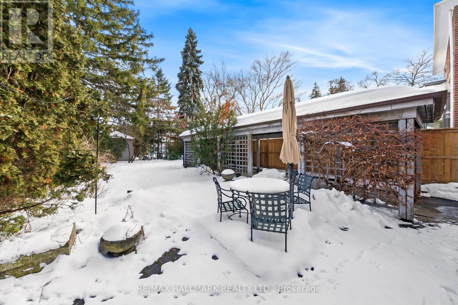 117 Airdrie Road, Toronto, Ontario  M4G 1M6 - Photo 32 - C12823622