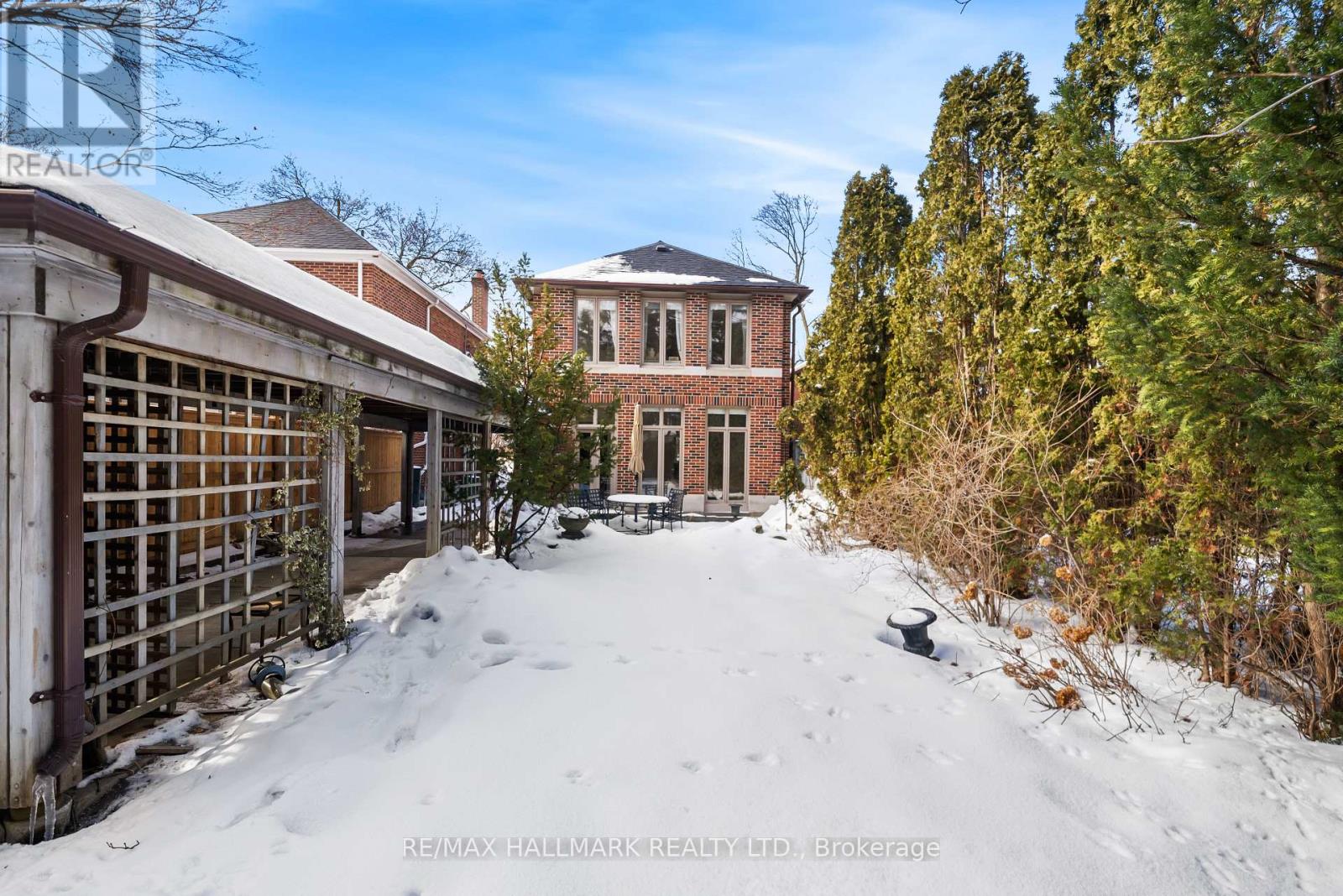 117 Airdrie Road, Toronto, Ontario  M4G 1M6 - Photo 34 - C12823622