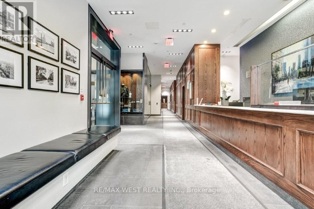 2210 - 426 University Avenue, Toronto, Ontario  M5G 1S9 - Photo 6 - C12823644