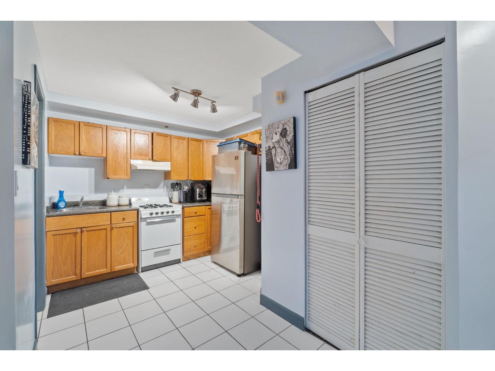 4900 200th Street, Langley, British Columbia  V3A 1L5 - Photo 10 - R3093263