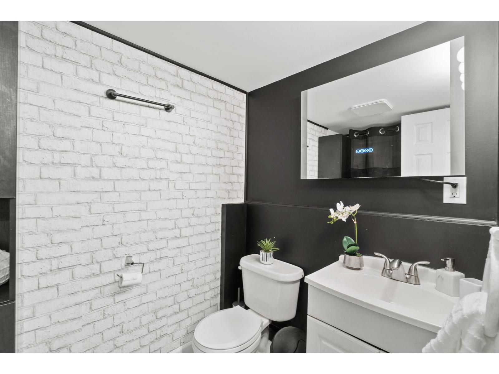 4900 200th Street, Langley, British Columbia  V3A 1L5 - Photo 24 - R3093263