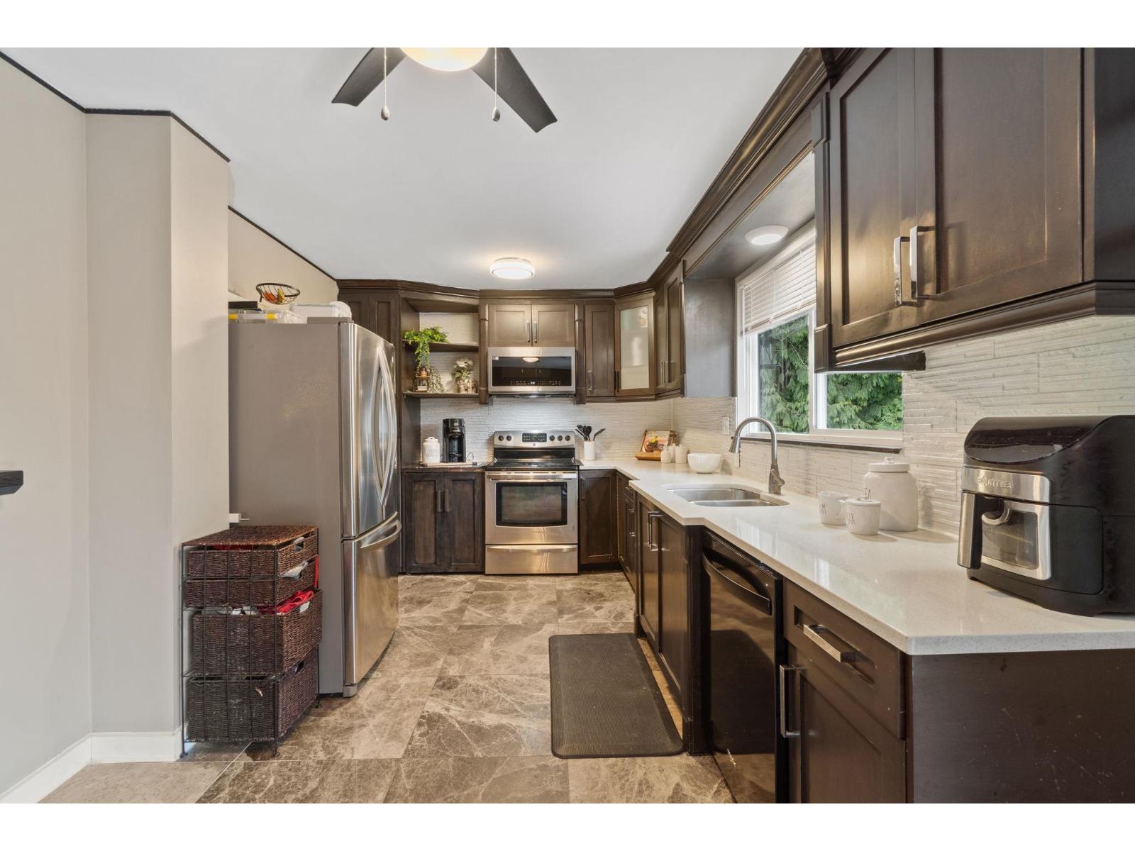 4900 200th Street, Langley, British Columbia  V3A 1L5 - Photo 8 - R3093263