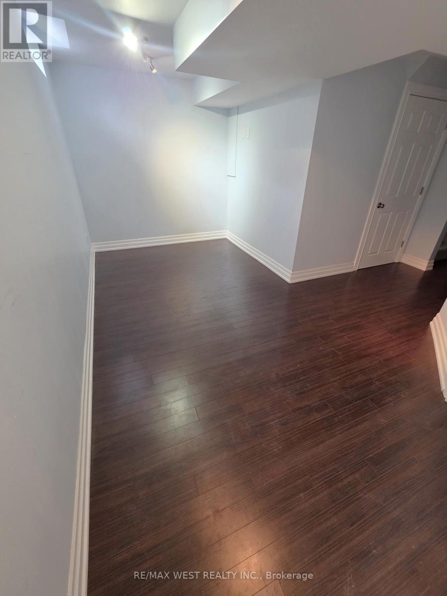 89 Matthew Boyd Crescent, Newmarket (Woodland Hill), Ontario  L3X 3C5 - Photo 13 - N12823746