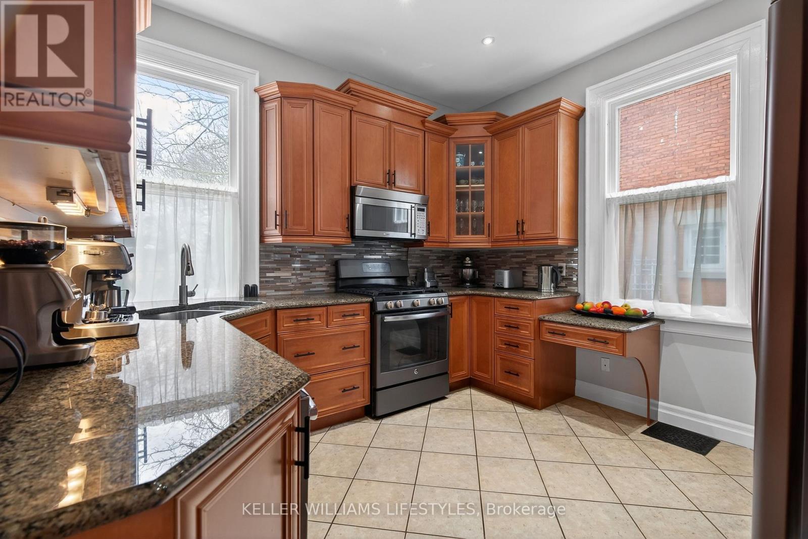 169 Ridout Street, London South, Ontario  N6C 3X7 - Photo 15 - X12821628