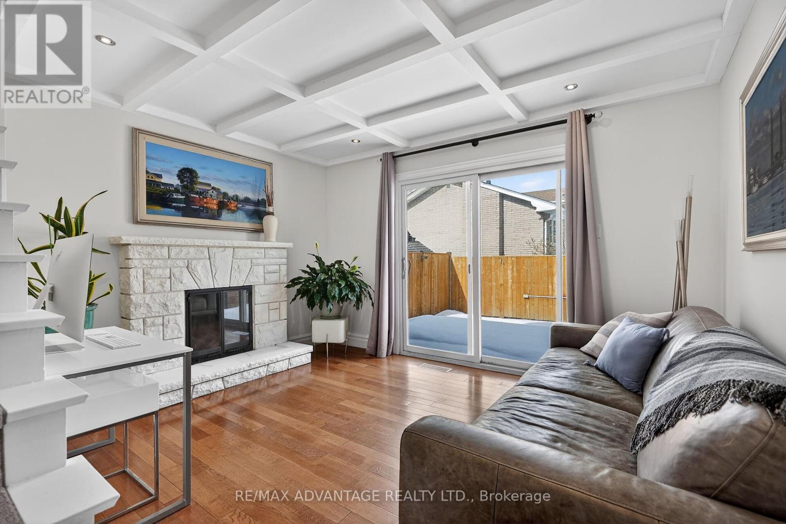 572 Huntingdon Drive, London South, Ontario  N6C 4J4 - Photo 10 - X12822990