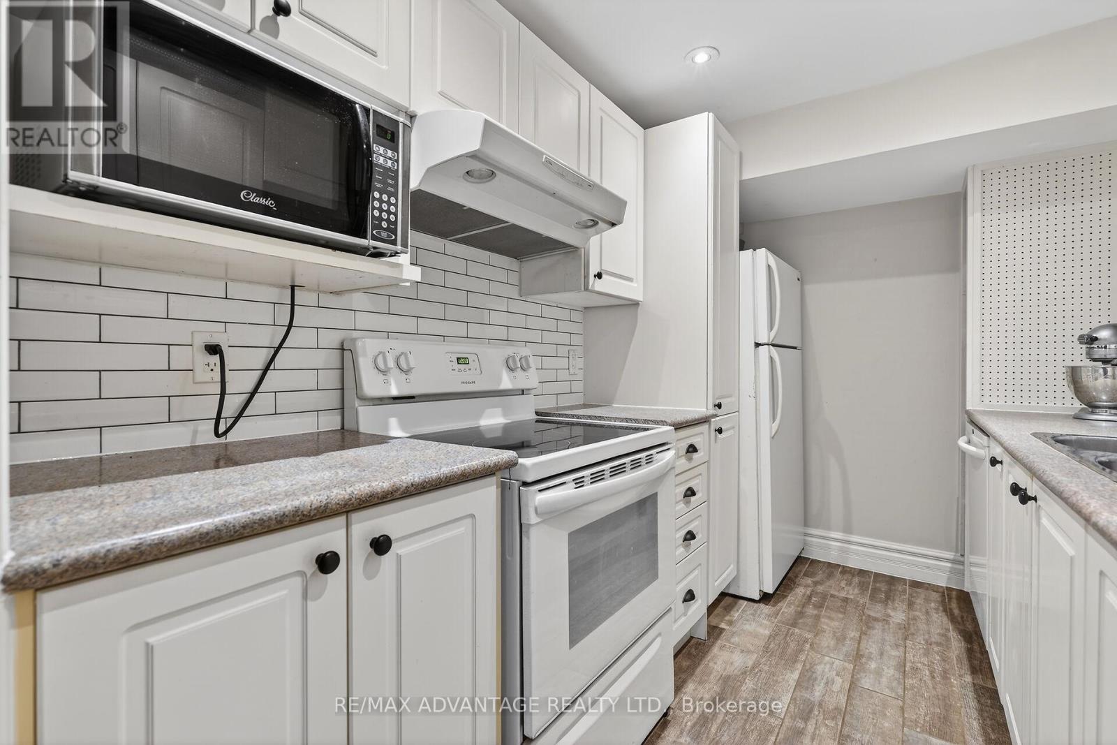 572 Huntingdon Drive, London South, Ontario  N6C 4J4 - Photo 34 - X12822990