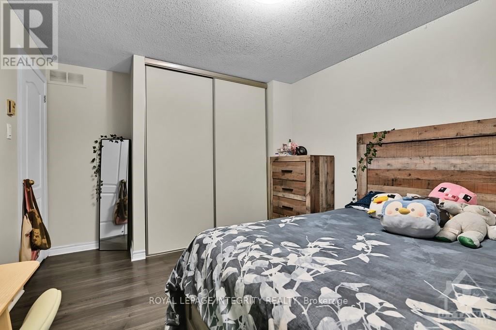35 - 1880 Summerfields Crescent, Ottawa, Ontario  K1C 7B6 - Photo 14 - X12810302