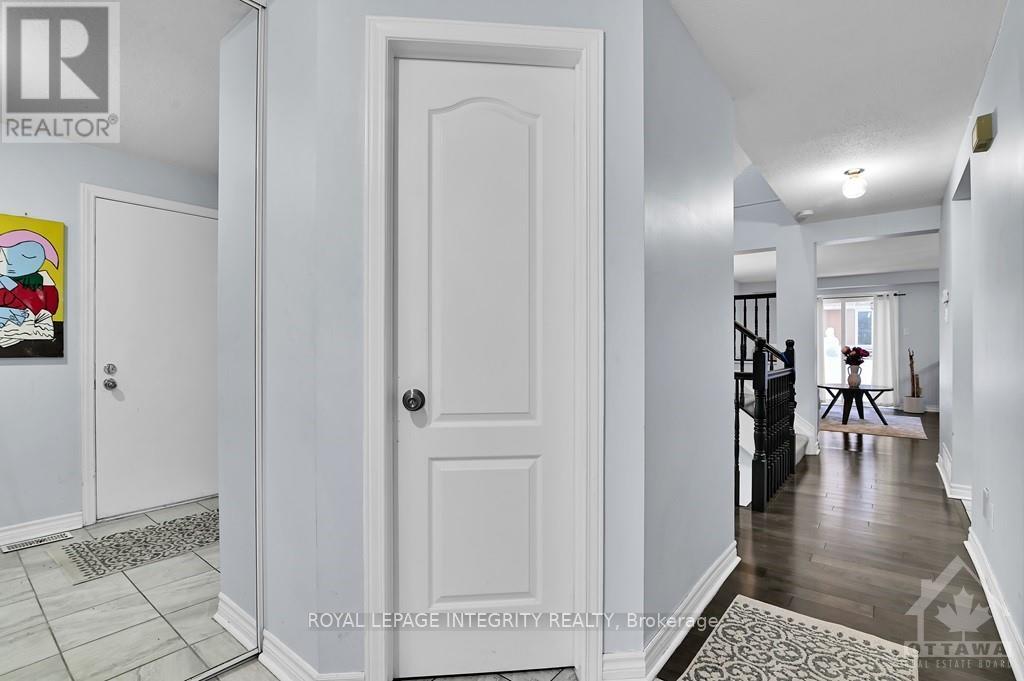 35 - 1880 Summerfields Crescent, Ottawa, Ontario  K1C 7B6 - Photo 17 - X12810302