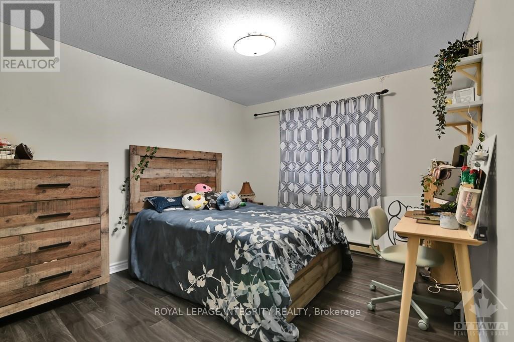 35 - 1880 Summerfields Crescent, Ottawa, Ontario  K1C 7B6 - Photo 16 - X12810302