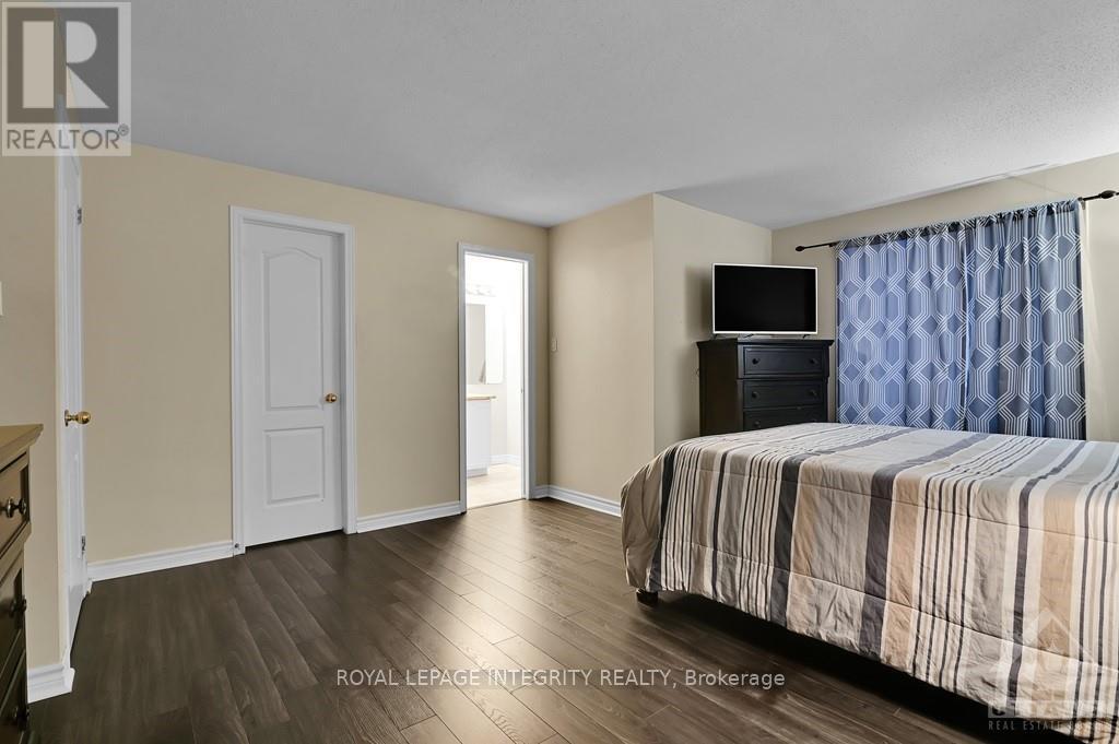 35 - 1880 Summerfields Crescent, Ottawa, Ontario  K1C 7B6 - Photo 14 - X12810324