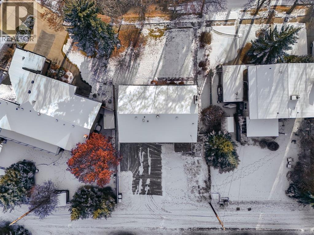 5714 48b Avenue, Camrose, Alberta  T4V 0L7 - Photo 4 - A2271446