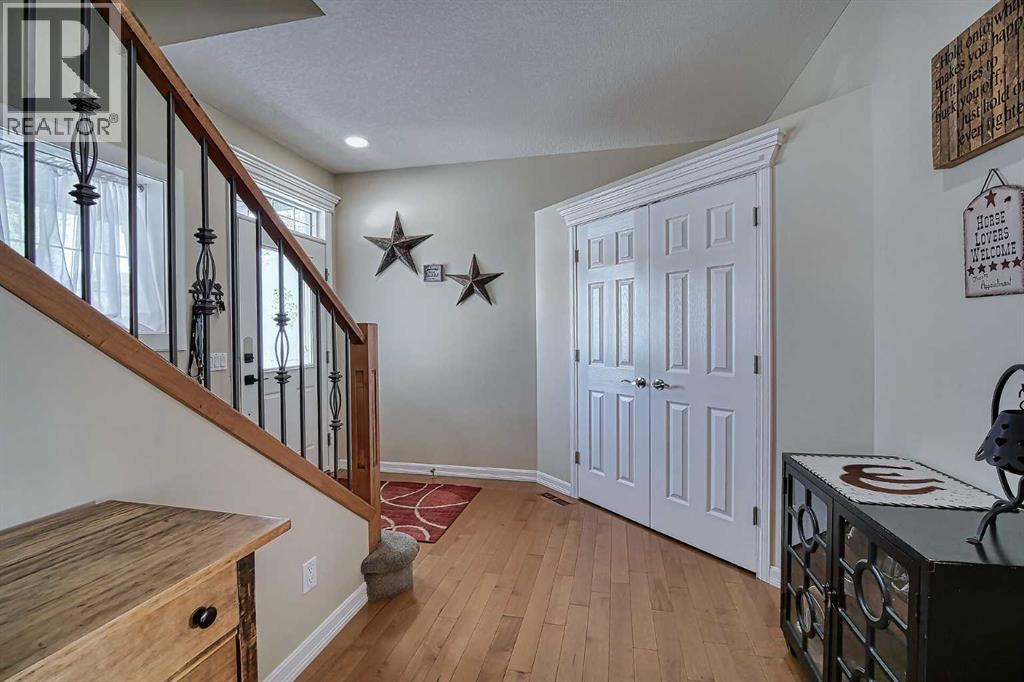 409 9 Street, Beiseker, Alberta  T0M 0G0 - Photo 5 - A2255852