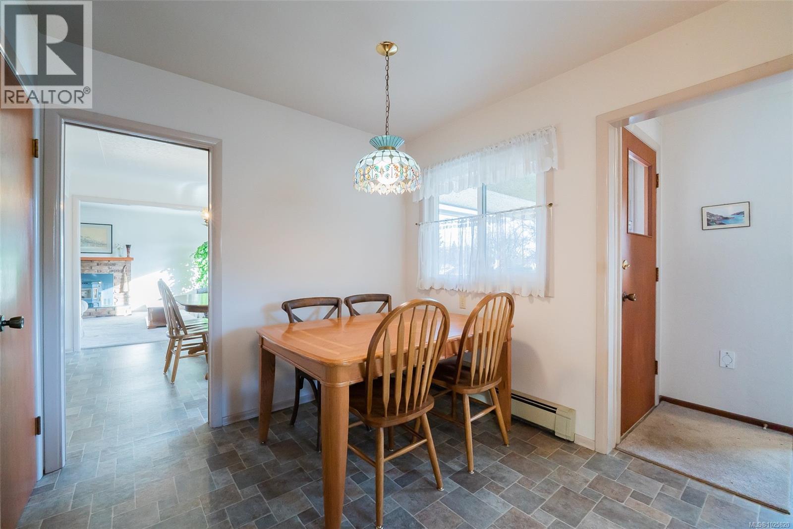 531 Duke St, Nanaimo, British Columbia  V9R 1K2 - Photo 9 - 1025820