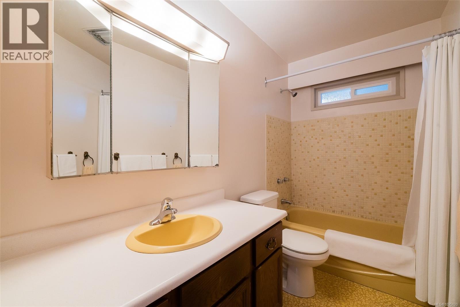 531 Duke St, Nanaimo, British Columbia  V9R 1K2 - Photo 22 - 1025820