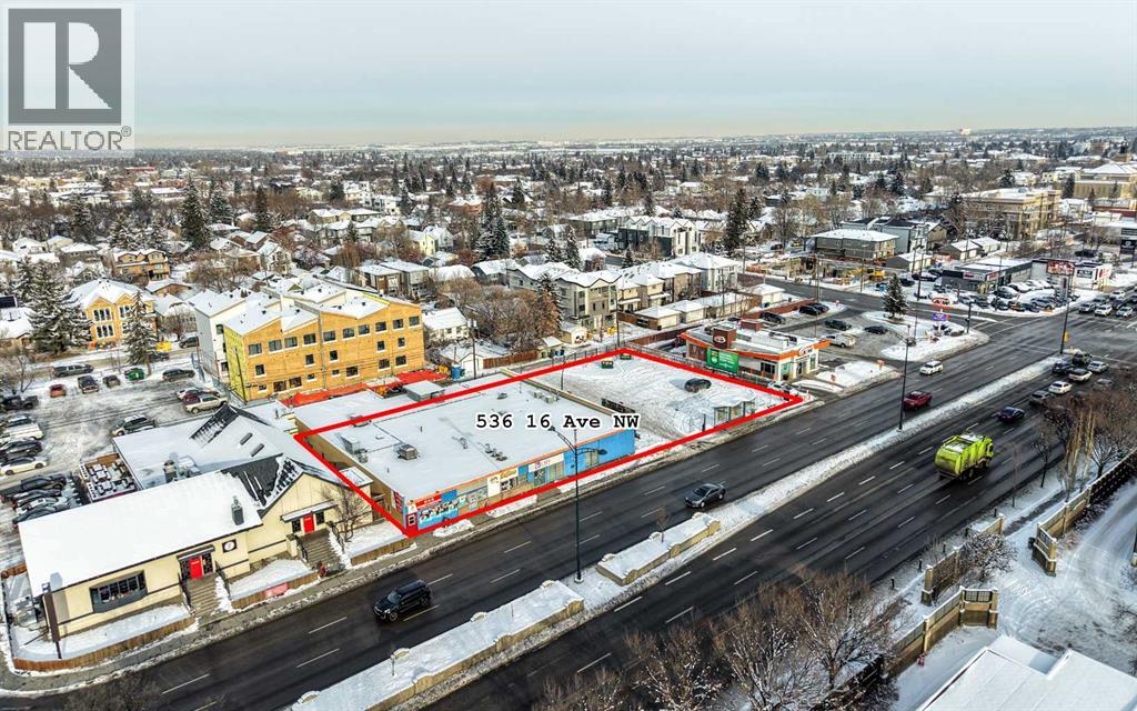 526 16 Avenue Nw, Calgary, Alberta  T2M 0J4 - Photo 4 - A2273010