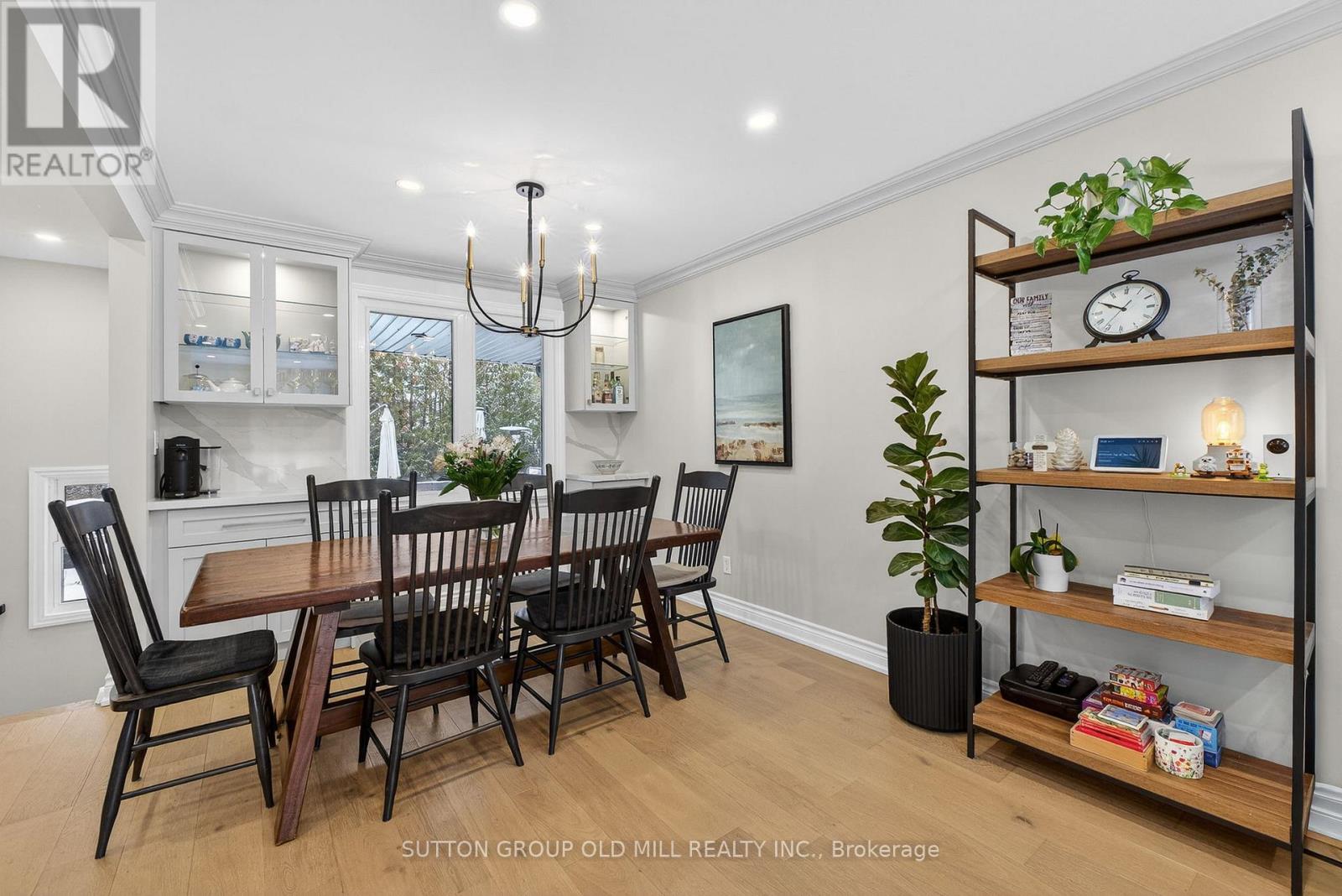 16 Brook Tree Crescent, Toronto, Ontario  M9P 1L1 - Photo 11 - W12823674