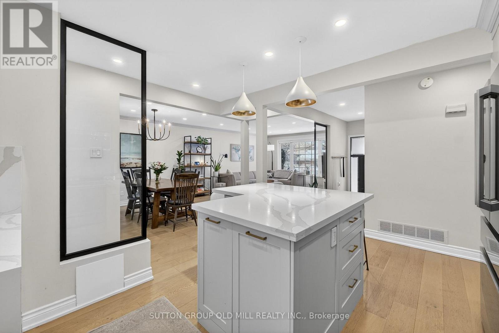 16 Brook Tree Crescent, Toronto, Ontario  M9P 1L1 - Photo 16 - W12823674