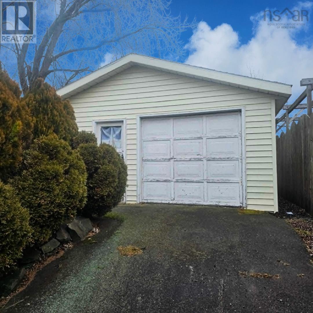 292 Cherry Street, Sydney, Nova Scotia  B1P 3V1 - Photo 2 - 202603435