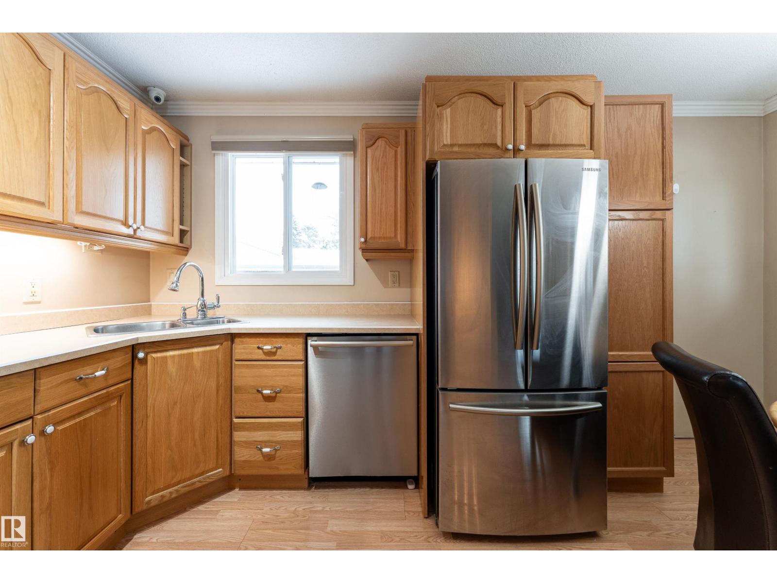 77 Heron Rd, Sherwood Park, Alberta  T8A 0H1 - Photo 2 - E4474969