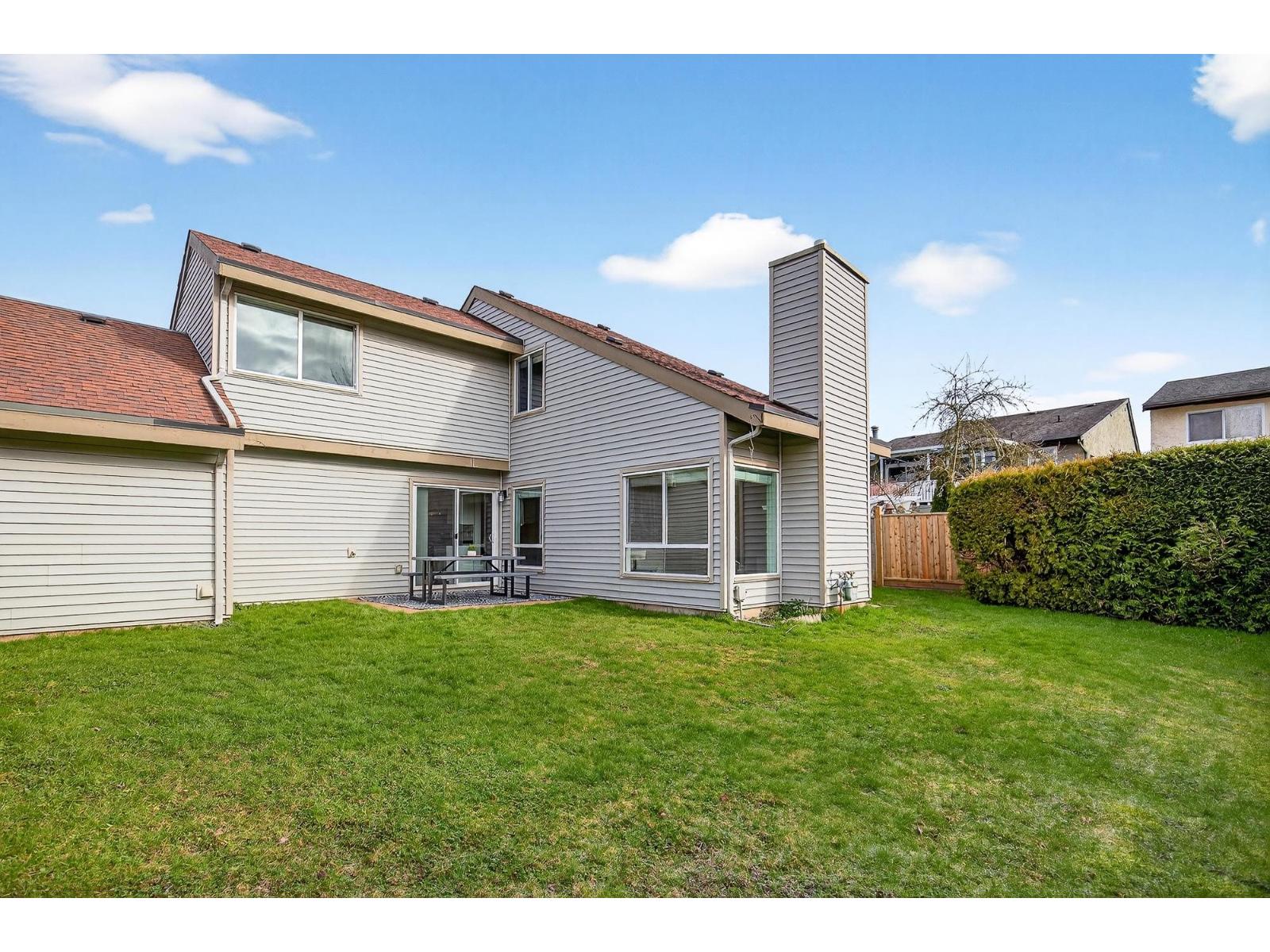 6030 E Greenside Drive, Surrey, British Columbia  V3S 5M8 - Photo 2 - R3093224