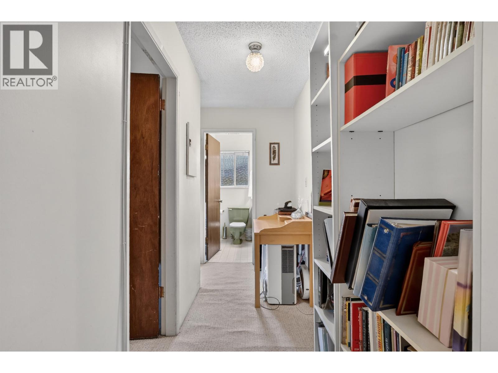 7290 11th Avenue, Burnaby, British Columbia  V3N 2M8 - Photo 11 - R3080785