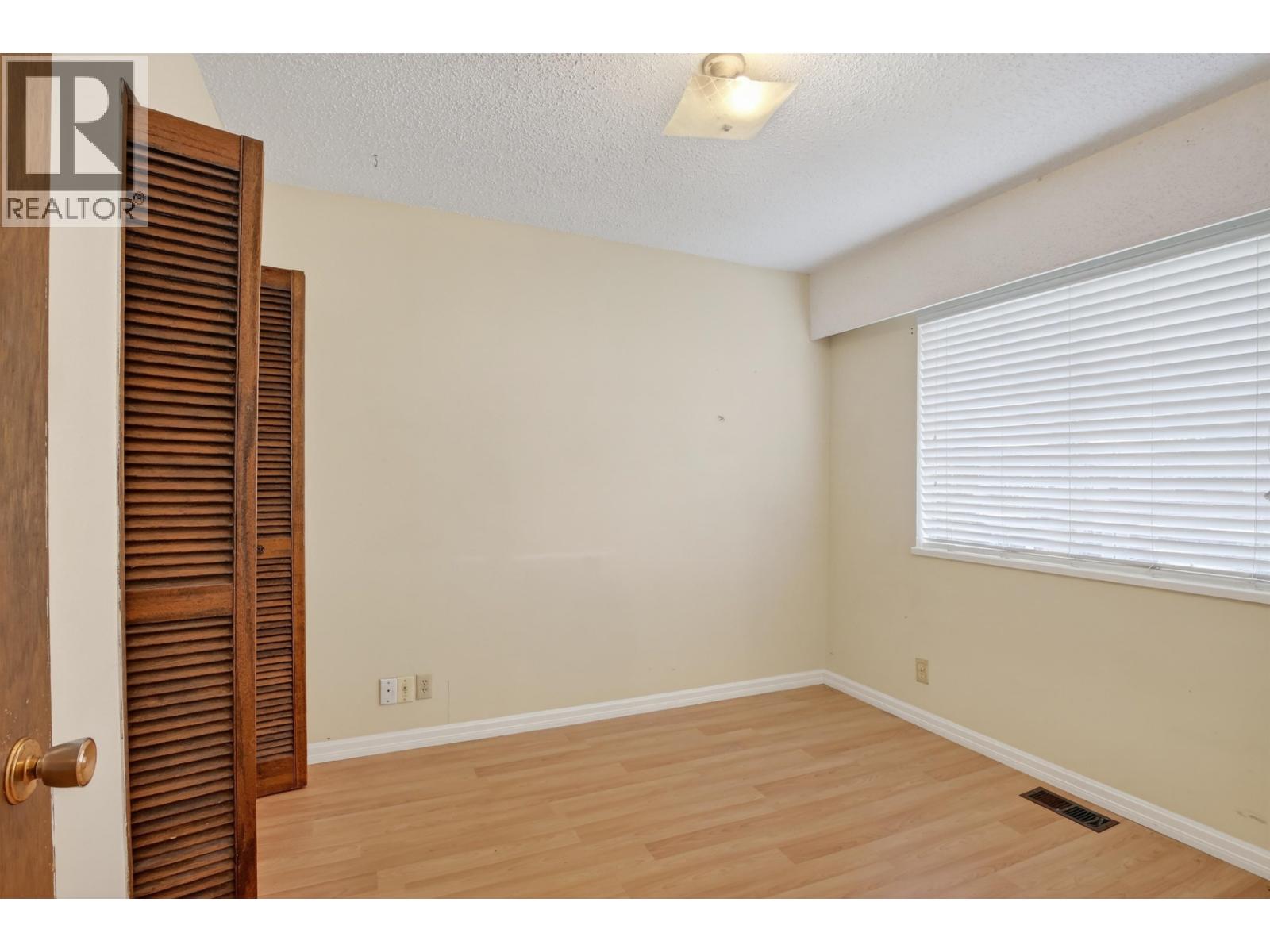 7290 11th Avenue, Burnaby, British Columbia  V3N 2M8 - Photo 25 - R3080785