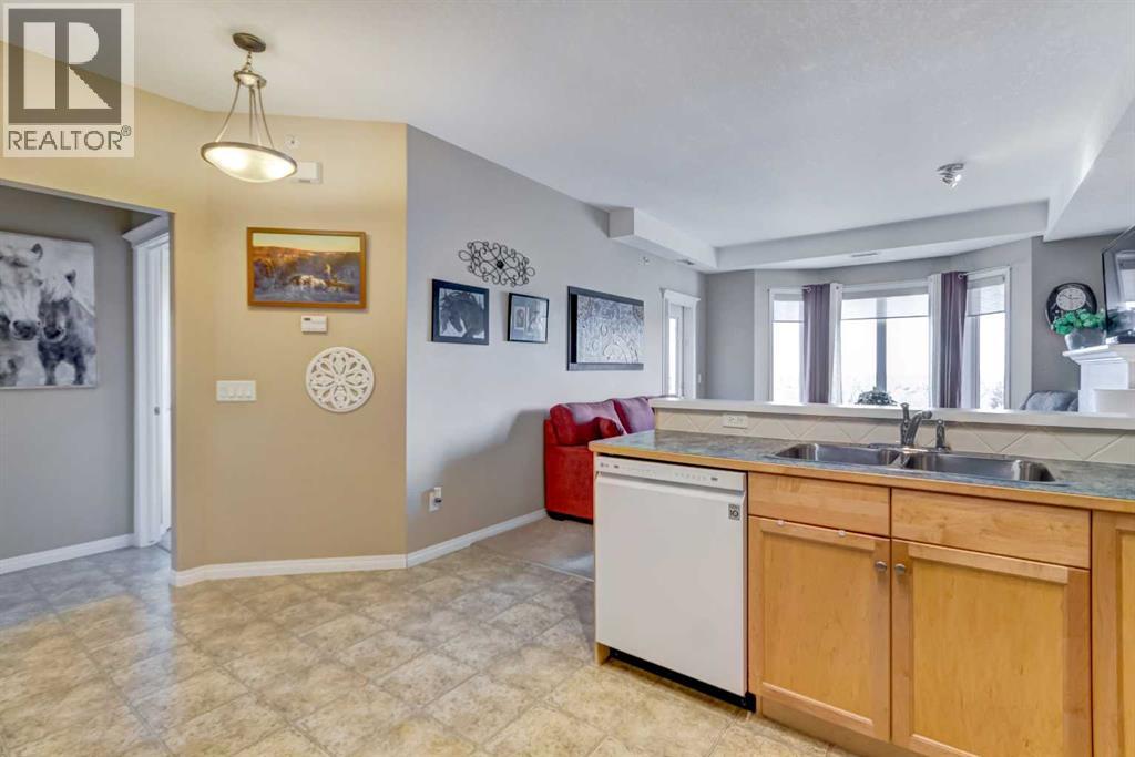 413, 15 Everstone Drive Sw, Calgary, Alberta  T2Y 5B5 - Photo 5 - A2285505