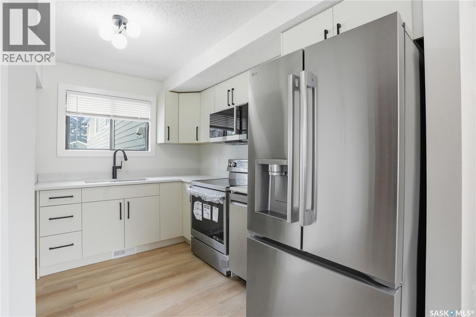 154 227 Saguenay Drive, Saskatoon, Saskatchewan  S7K 6G4 - Photo 9 - SK029209