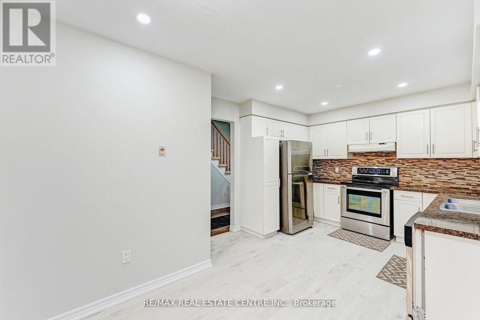 4944 Windgate Drive, Niagara Falls, Ontario  L2H 2Z7 - Photo 11 - X12823628