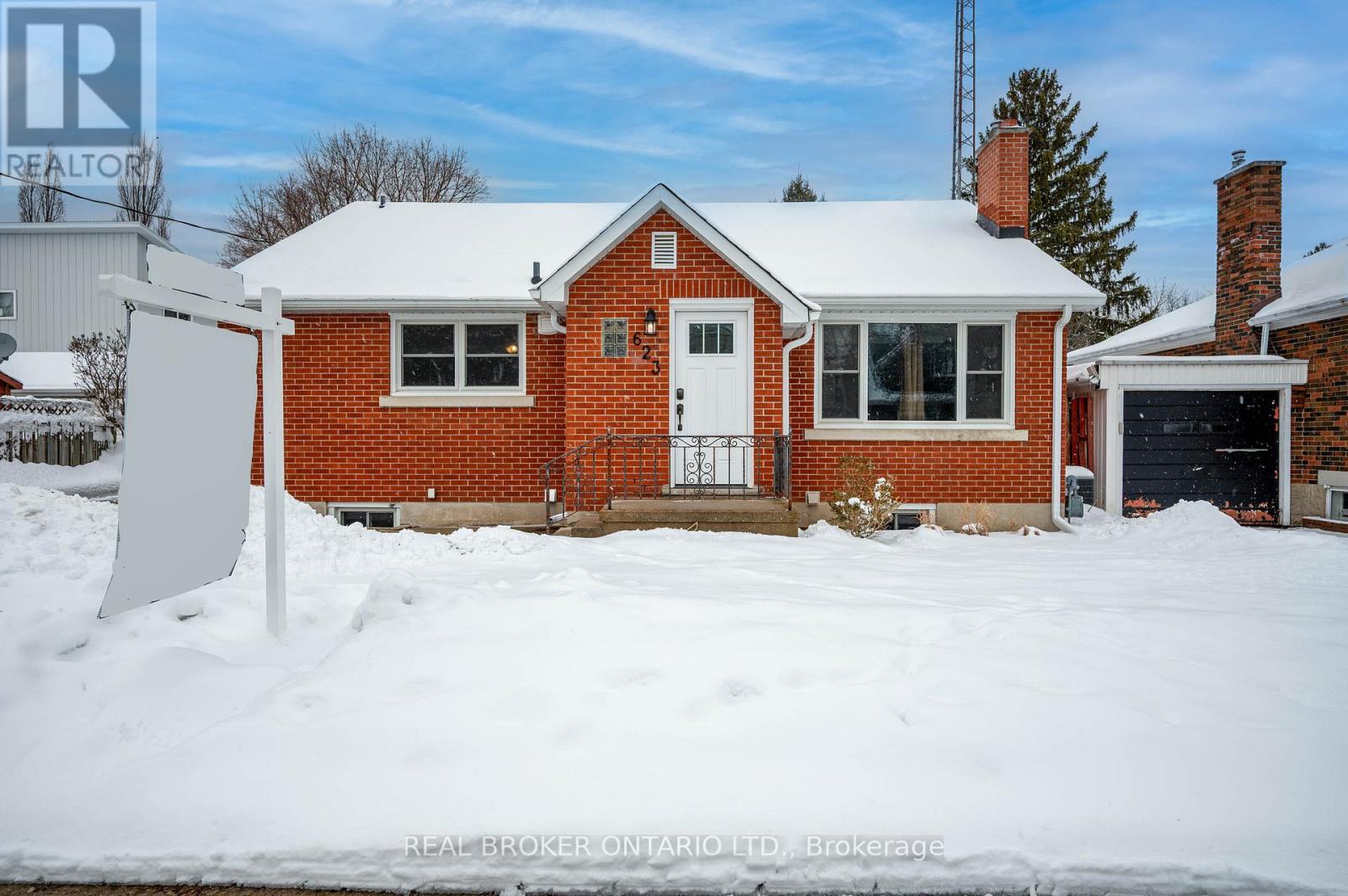 623 Sherring Street, Cambridge, Ontario  N3H 2X1 - Photo 1 - X12823686