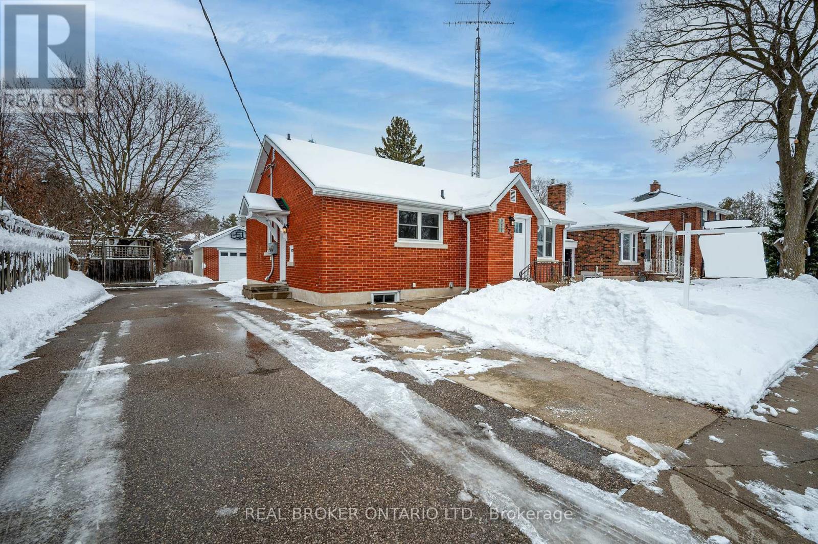 623 Sherring Street, Cambridge, Ontario  N3H 2X1 - Photo 2 - X12823686