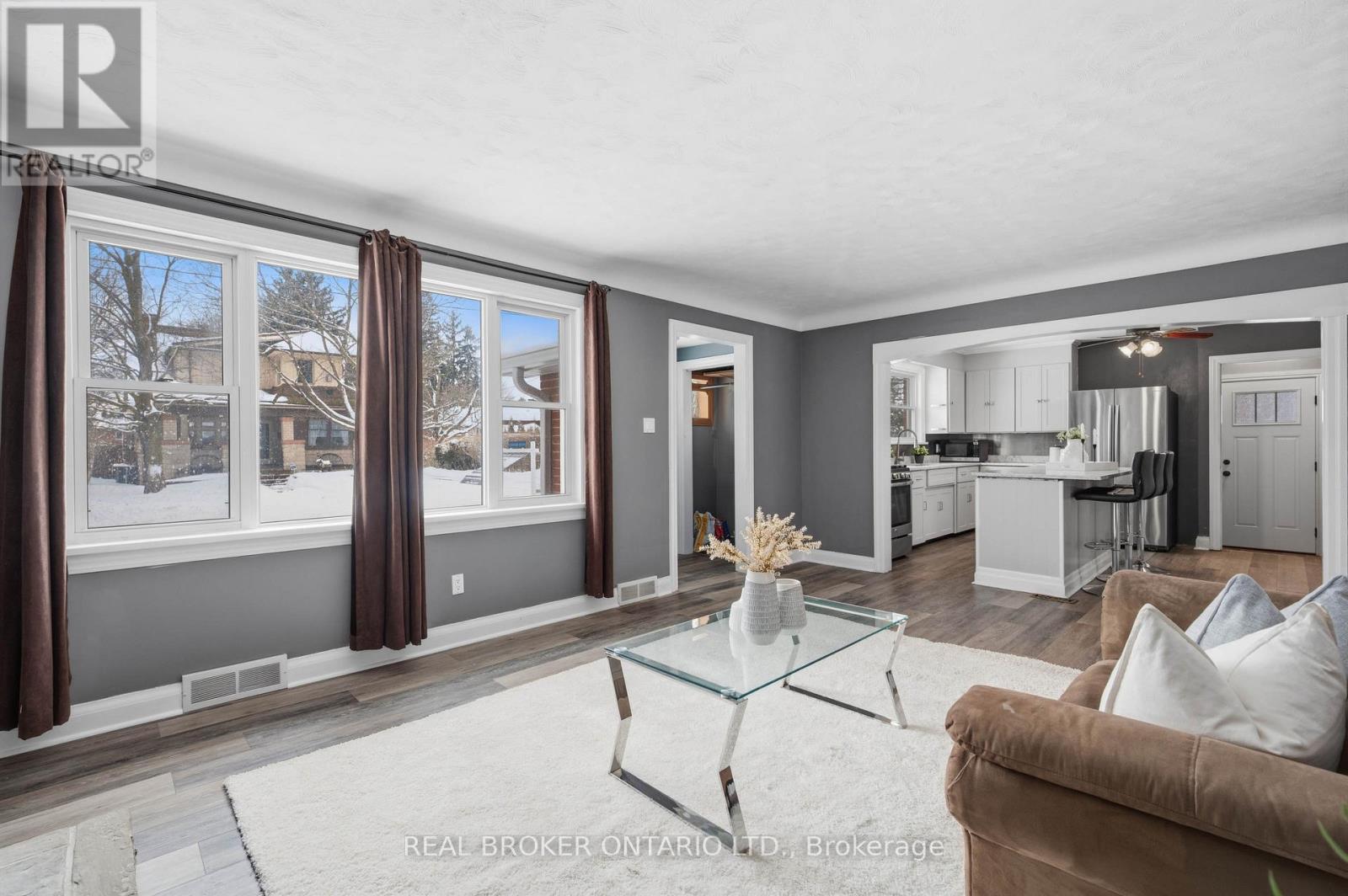 623 Sherring Street, Cambridge, Ontario  N3H 2X1 - Photo 5 - X12823686