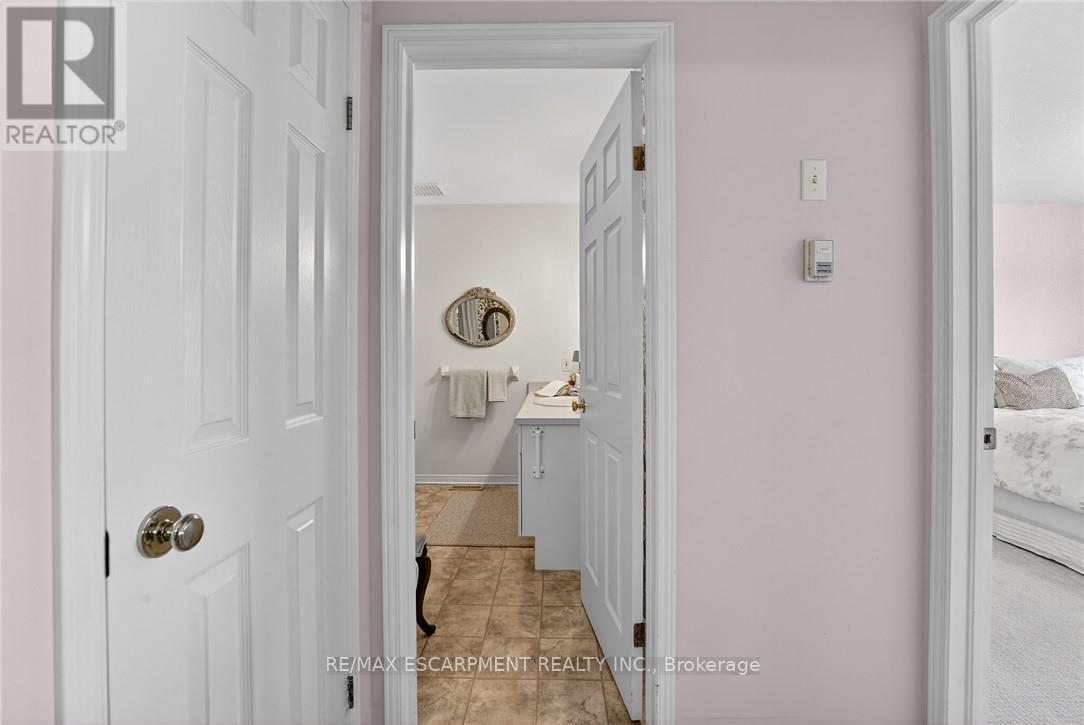 30 - 303 Central Avenue, Grimsby, Ontario  L3M 5L7 - Photo 23 - X12823710