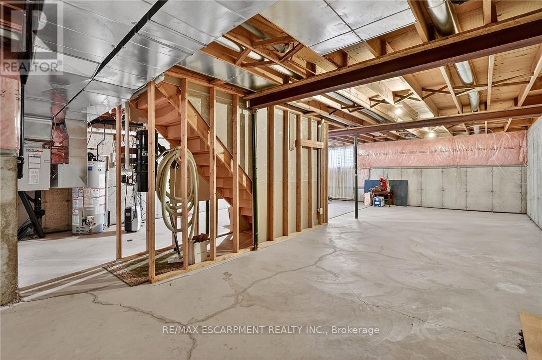 30 - 303 Central Avenue, Grimsby, Ontario  L3M 5L7 - Photo 35 - X12823710