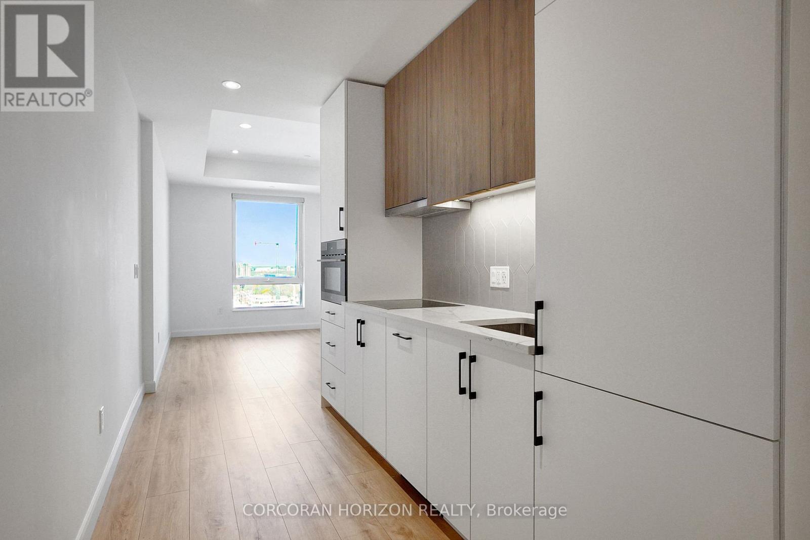 1104 - 741 KING STREET W