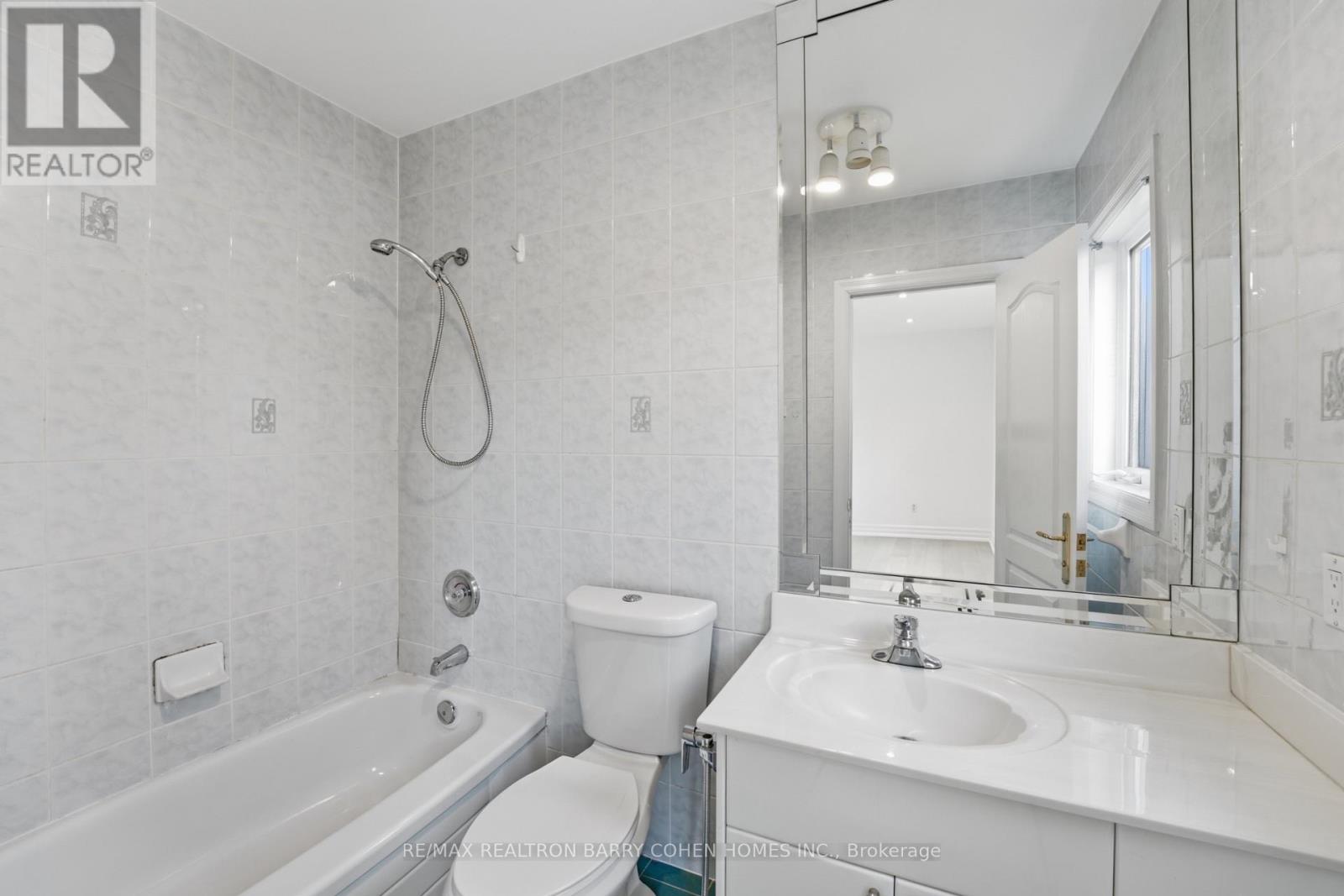 19 Risebrough Avenue, Toronto (Willowdale East), Ontario  M2M 2E2 - Photo 30 - C12820426