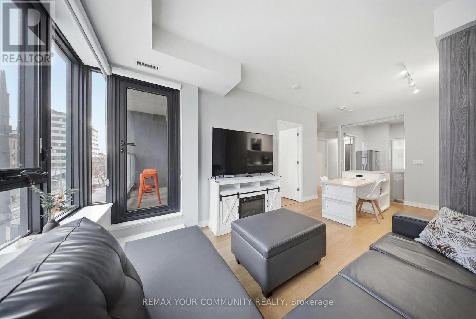 312 - 840 St. Clair Avenue W, Toronto, Ontario  M6C 0A4 - Photo 23 - C12822642